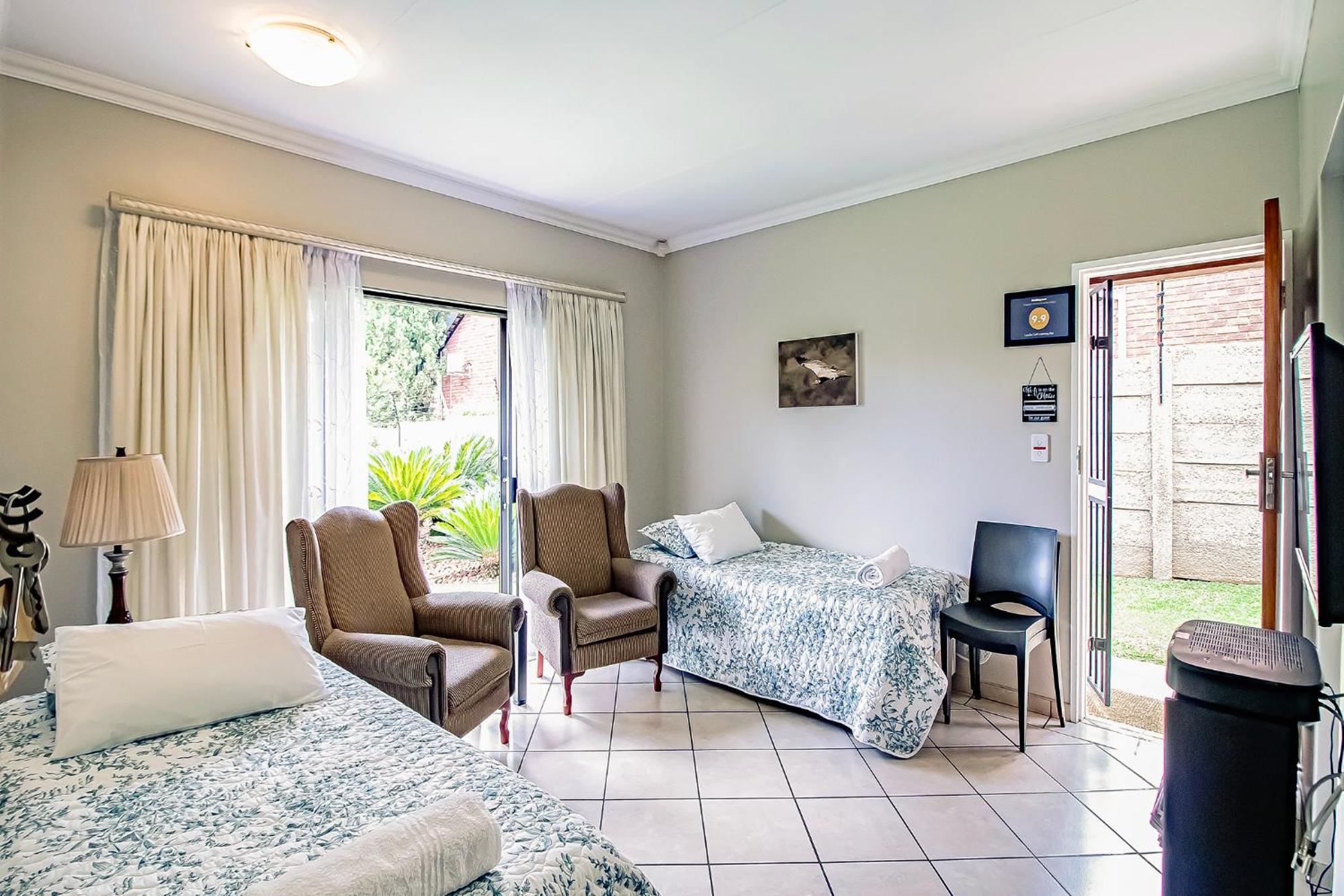 Leozet Self Catering Apartment Pretoria-Noord Εξωτερικό φωτογραφία